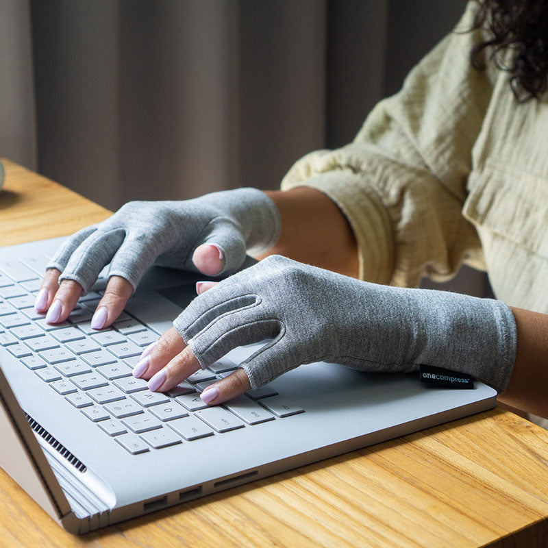 Premium Onecompress™ Gloves - Bamboo Sleeve Comfort